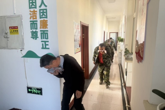 综合调查设计处开展消防安全演练（2）.jpg