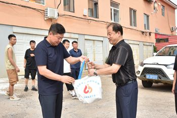 微信图片_李1_副本.jpg